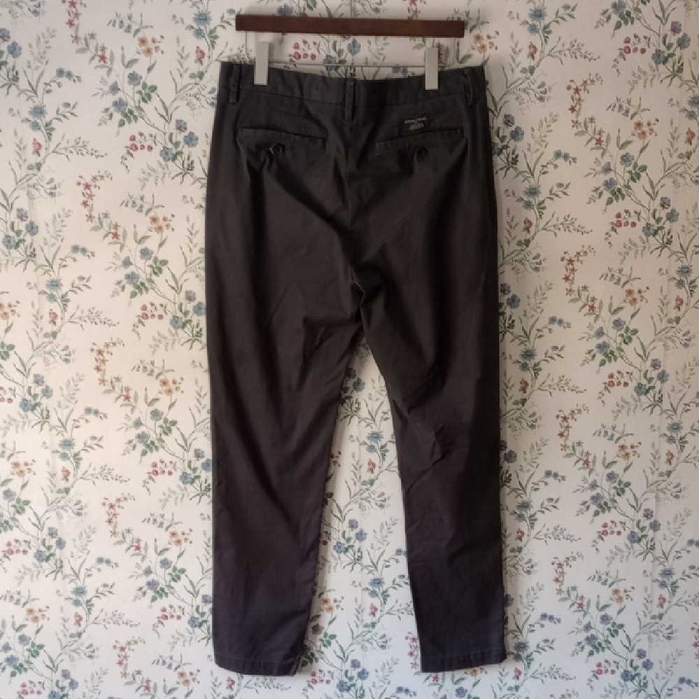 BR Dark Grey Lived-In Chino - Slim Fit - Picture 6 of 9